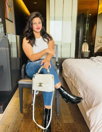 Gorgeous Dehradun Call Girl